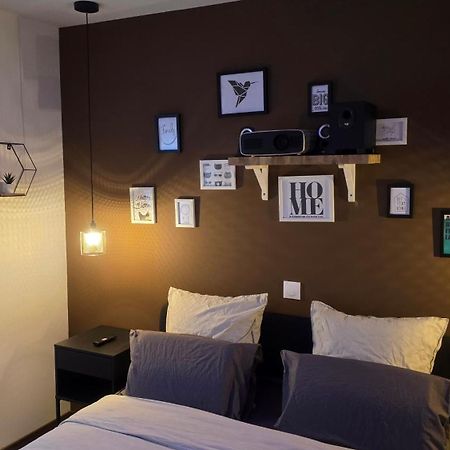 Arkana, Appartement Avec 2 Places De Parking Dole Esterno foto