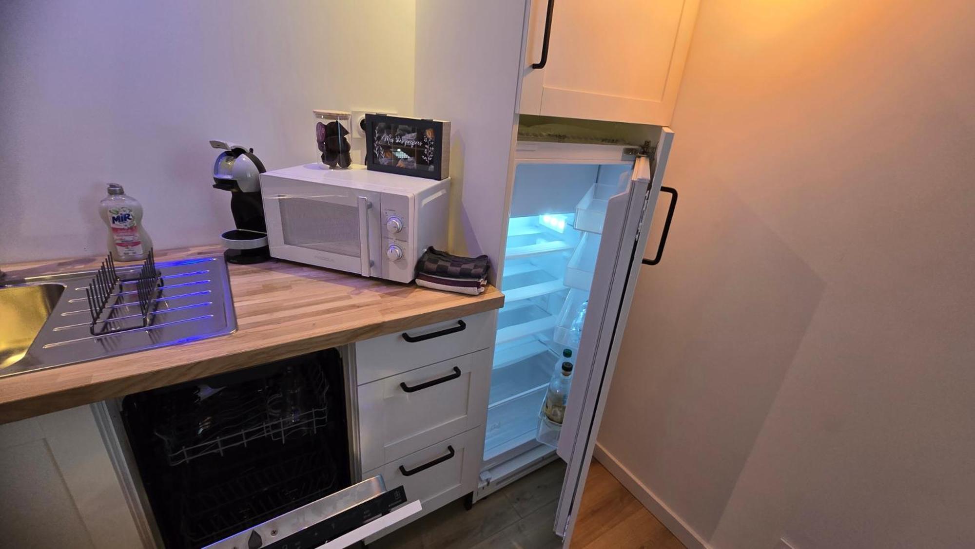 Arkana, Appartement Avec 2 Places De Parking Dole Esterno foto