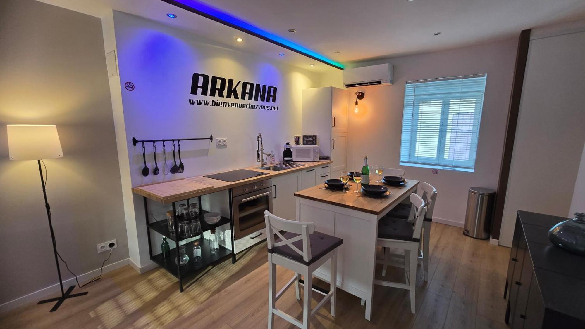 Arkana, Appartement Avec 2 Places De Parking Dole Esterno foto